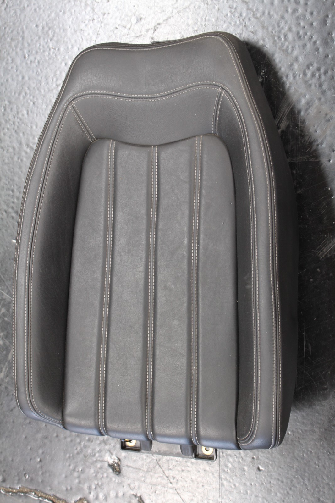 Maserati GranCabrio, LH, Left, Rear Seat, Upper Section, Used