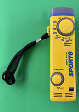 Vintage 1990  s Ultronic Sports Pocket Radio w. Antenna. TESTED. works 
