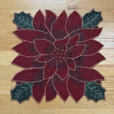 Beaded Christmas Poinsettia Placemat Red Green Charger Candle Mat Decor 14x14