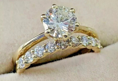 Rund Schliff Moissanit Hochzeit Braut 3.00 Karat Ring Set 14K Gelb Vergoldet