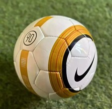 NIKE TOTAL 90 AEROW  PREMIER LEAGUE SWIFT 2005-06  SOCCER Ball Size 5