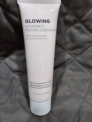 Global Glowing Vitamin C - Facial Cleanser with Niacinamide, AHA & Vitamin E 2fl