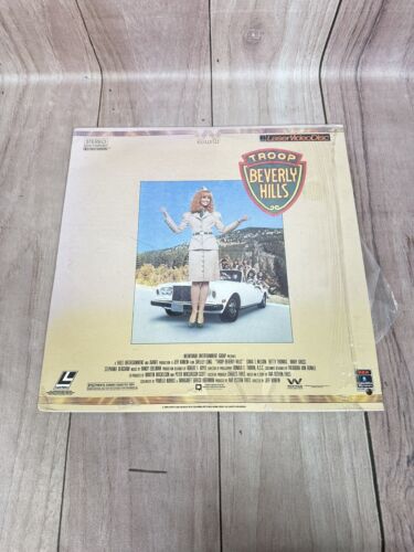 Troop Beverly Hills Laserdisc LD 1989 Shelley Long, Craig T Nelson, Betty Thomas