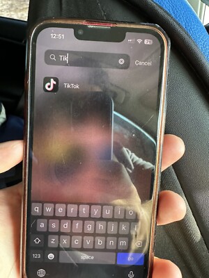 iPhone With TIK TOK APP Iphone 13