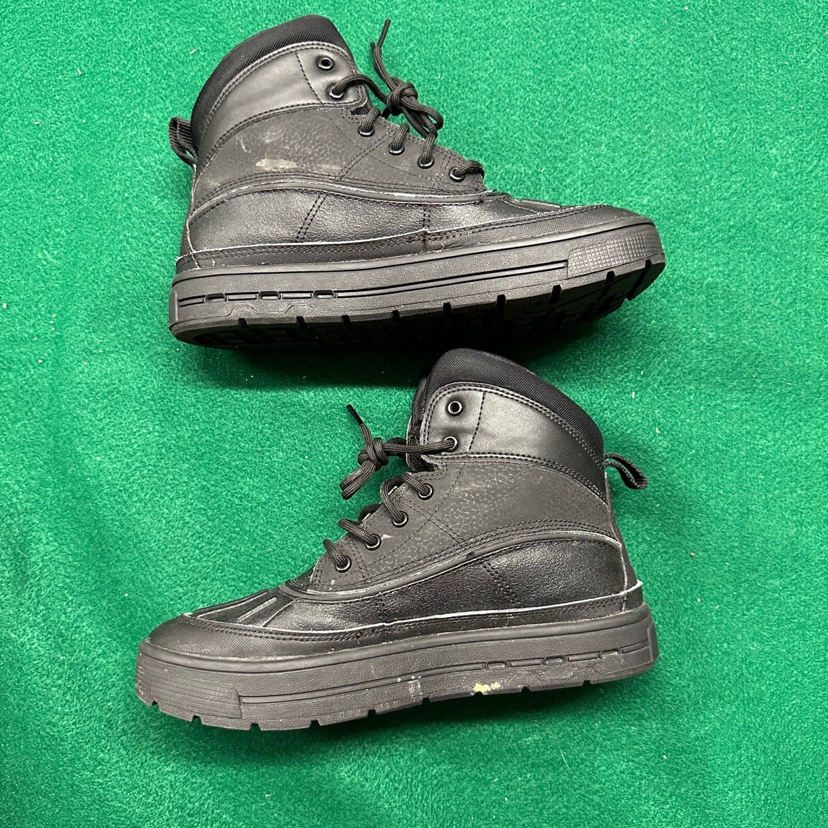 ACG② Nike ACG Woodside 2 High (GS) Triple Black Boots Size 4.5Y
