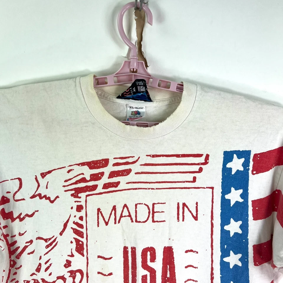 Camiseta masculina vintage Rocky Shoes & Boots AOP desgastada GG - Imagem 3 de 4