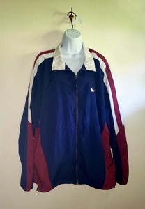 maroon nike windbreaker