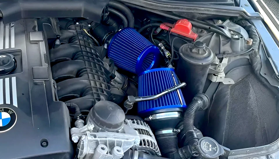 Kit de admisión de aire para BMW 535i y 535xi N54 2007-2010 E60 AZUL VS Foto 4 de 4