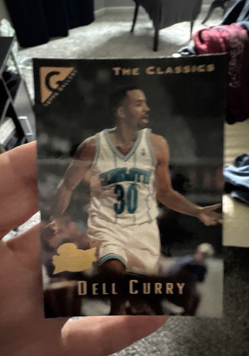 1995 Topps Gallery Dell Curry #86 card