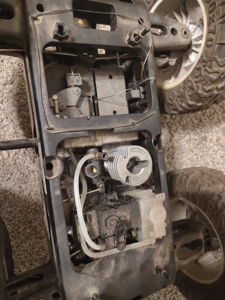 Nitro Ricochet gas RC car/truck - Image 3 of 4