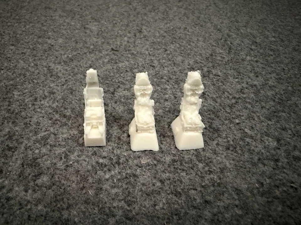 Sedili In Resina Per F104 Scala 1 48 - Immagine 2 di 3