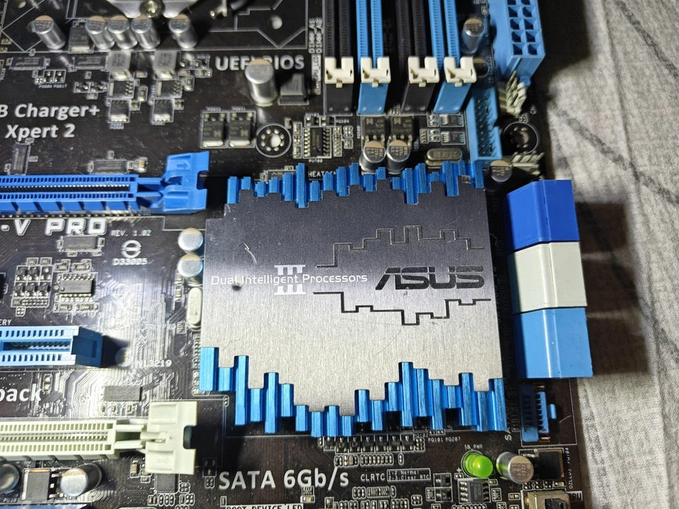 Scheda Madre ASUS P8Z77-V PRO LGA1155 DDR3 - 2 SATA Mancanti - Testata e Funzion - Immagine 4 di 4