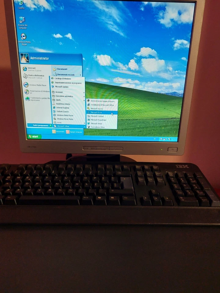 Computer Vintage IBM Thinkcentre 8191-7BG  - Immagine 3 di 4