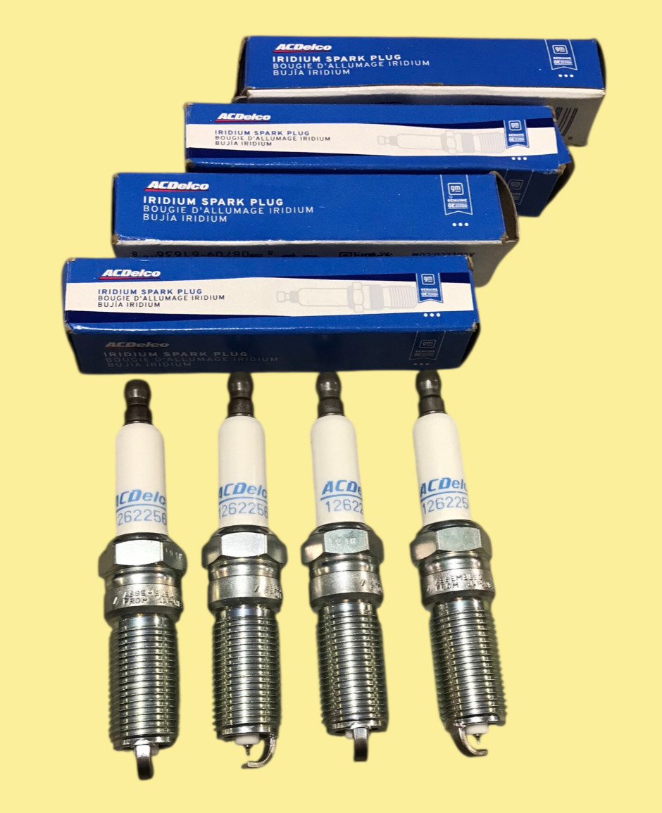 SET of 4 Spark Plugs for GMC CHEVY BUICK GM ACDELCO 41-109 OEM #7495 AMZTD