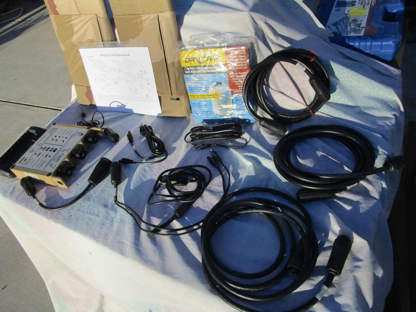And  12v Cell Inverter-iris Technology Spaces Ii
