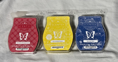Scentsy Wax Bars Perfectly Pomegranate, Summer Rain, Sun-Soaked Petals. NEW