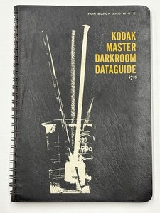 Vintage KODAK MASTER DARKROOM DATAGUIDE For Black & White 3rd Edition 1966