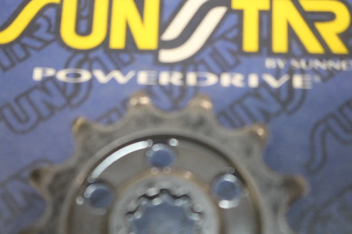 Kawasaki KX250F 2005 piñón delantero Sunstar 520-13T 31113 N.O.S Foto 3 de 4
