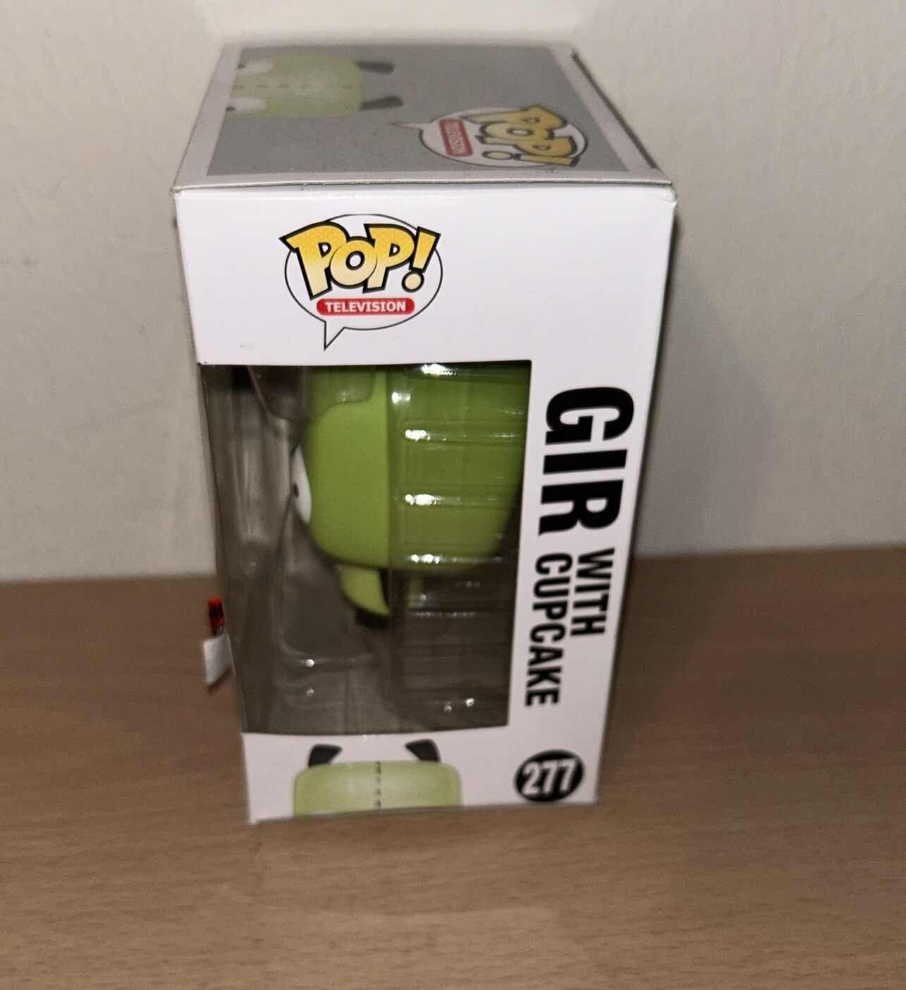 Funko Pop Invader Zim 277 Gir With Cupcake W/PROTECTOR eBay