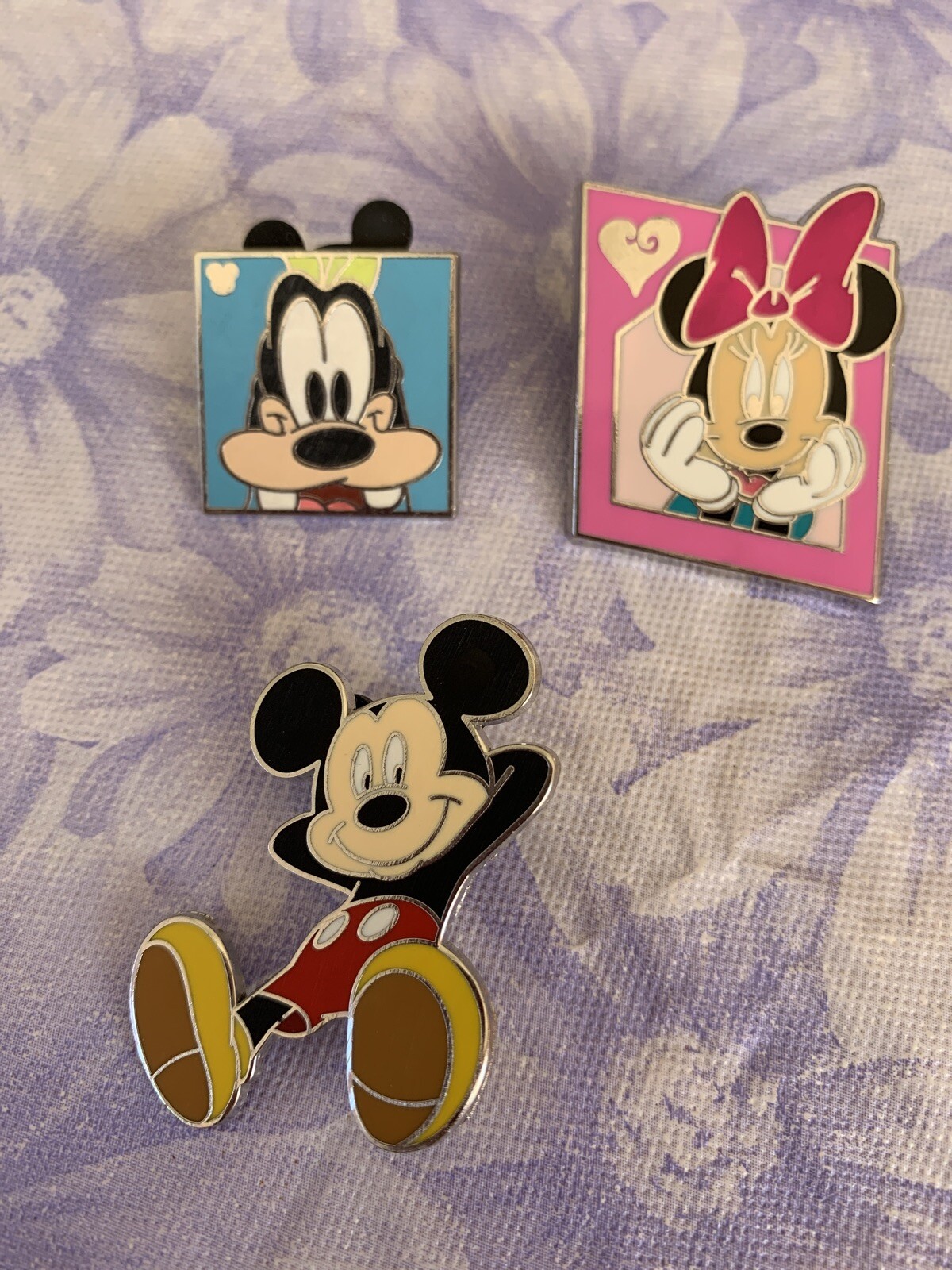 Disney Parks Mickey Mouse Minnie Mouse Goofy Pin Pins Mickey Icon Back Set of 3 
