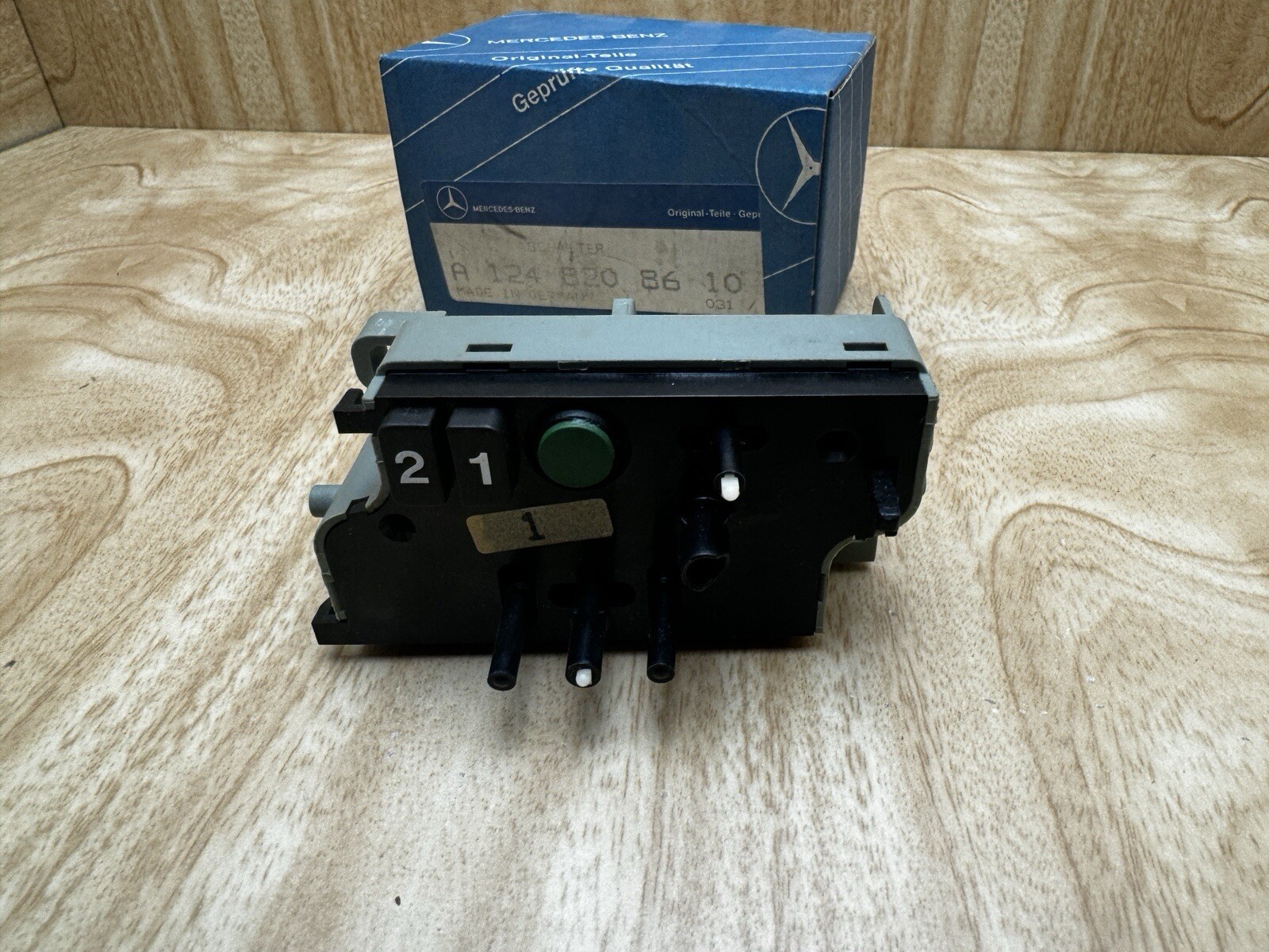 Picture 1 of 5
