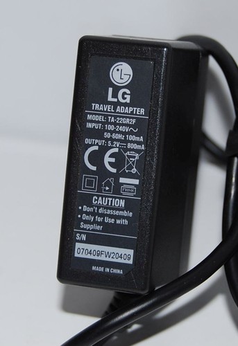 CHARGEUR ORIGINALE LG MODEL : TA-22GR2F , 5.2V_800mA . - Photo 2 sur 4
