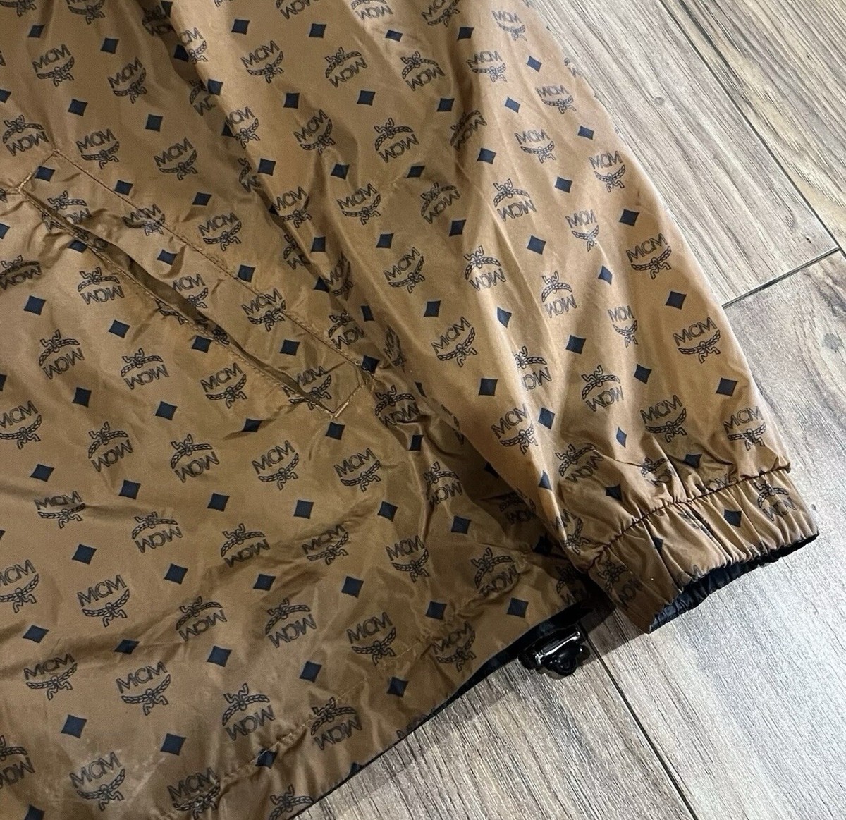 MCM Nylon Windbreaker M | eBay
