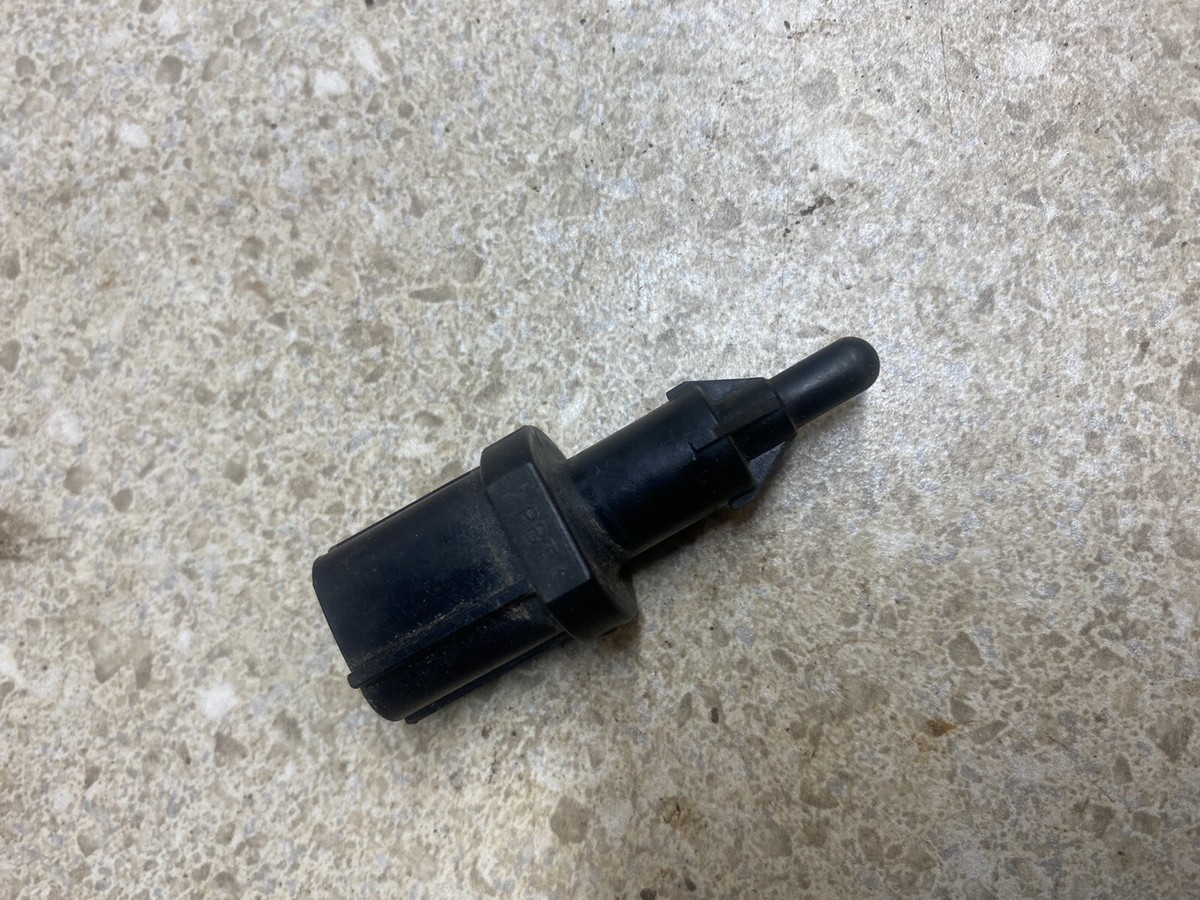 96-00 Honda Civic EX Intake Air Temperature Sensor IAT OBD2 EK OEM