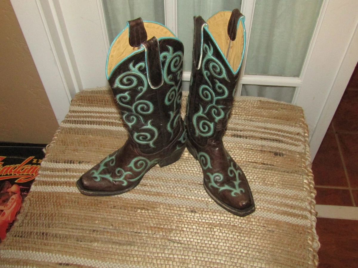Inlay cowgirl hotsell boots