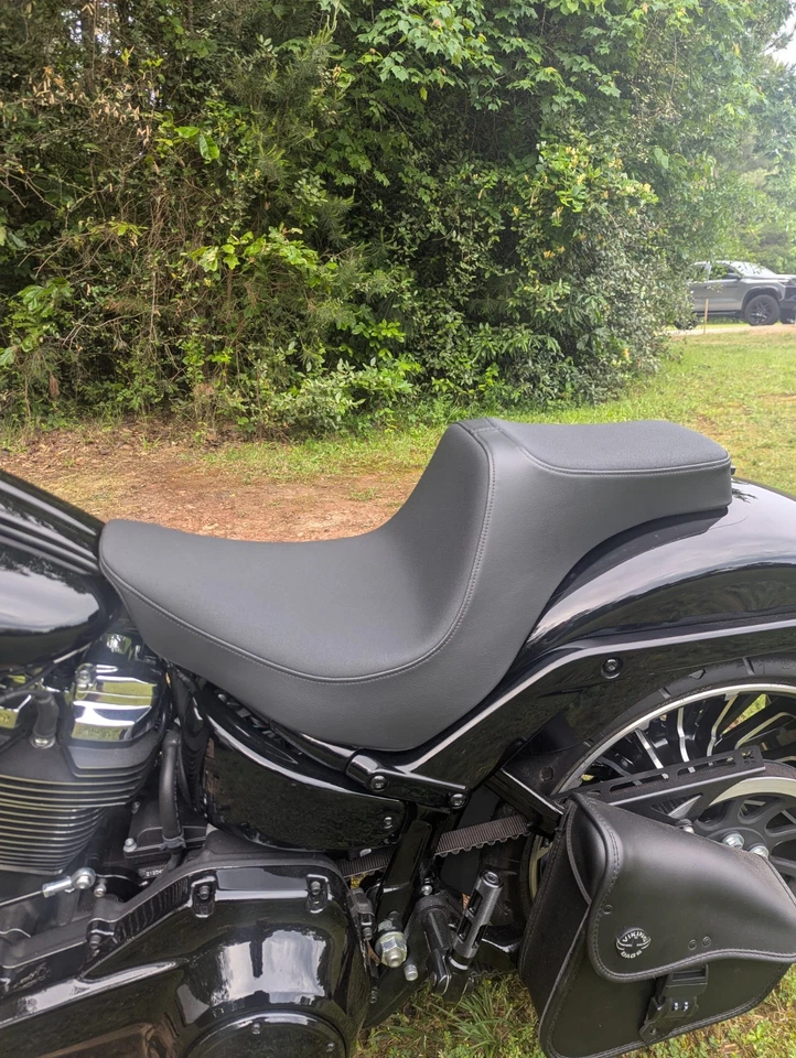 Drag Specialties Predator 3 Gripper Seat 2023/Up Harley Davidson Breakout/Fatboy - Imagem 4 de 4