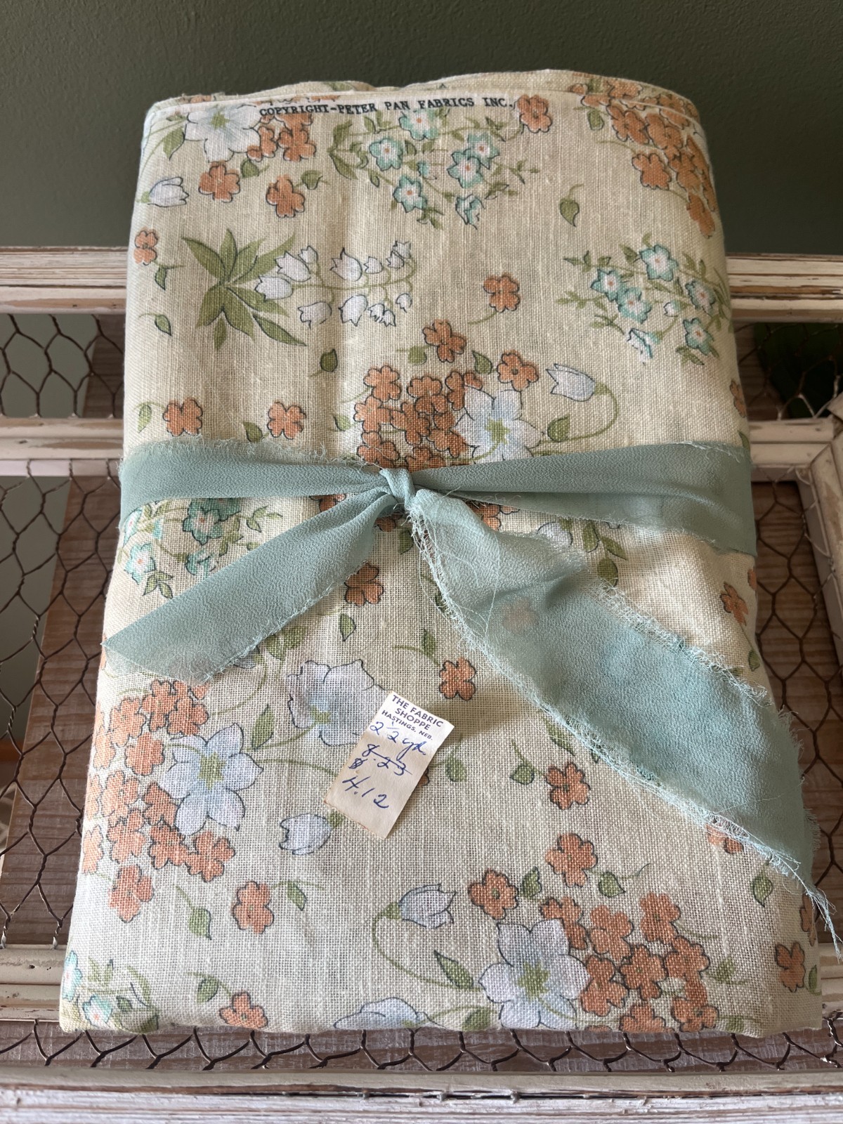 Peter Pan Vintage Floral Fabric 2.5 yd x 44