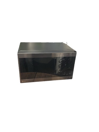 LG LMC1575BD Countertop Microwave Smart Inverter 1.5 Cu Ft Black Stainless