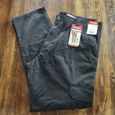 NWT! Wrangler Five Star Premium Black Cargo Pants Regular Taper Size 38x30