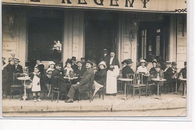 ROYAN : café restaurant ''le regent'' - tres bon etat