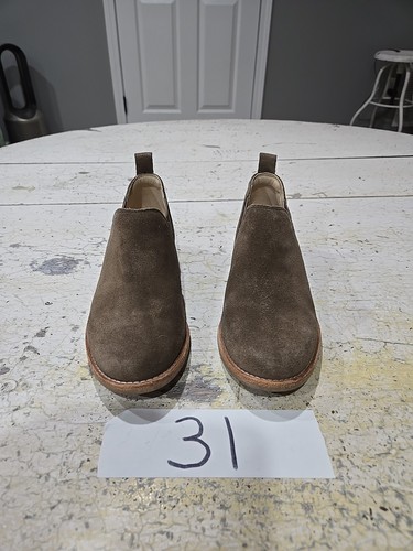 Clarks Edenvale Page Suede Slip On Chelsea Ankle Booties Boots Women's Size 7