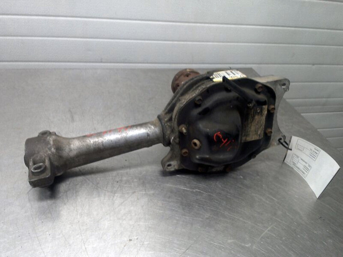 20022007 Jeep Liberty Front Axle Differential Carrier 3.73 Ratio eBay