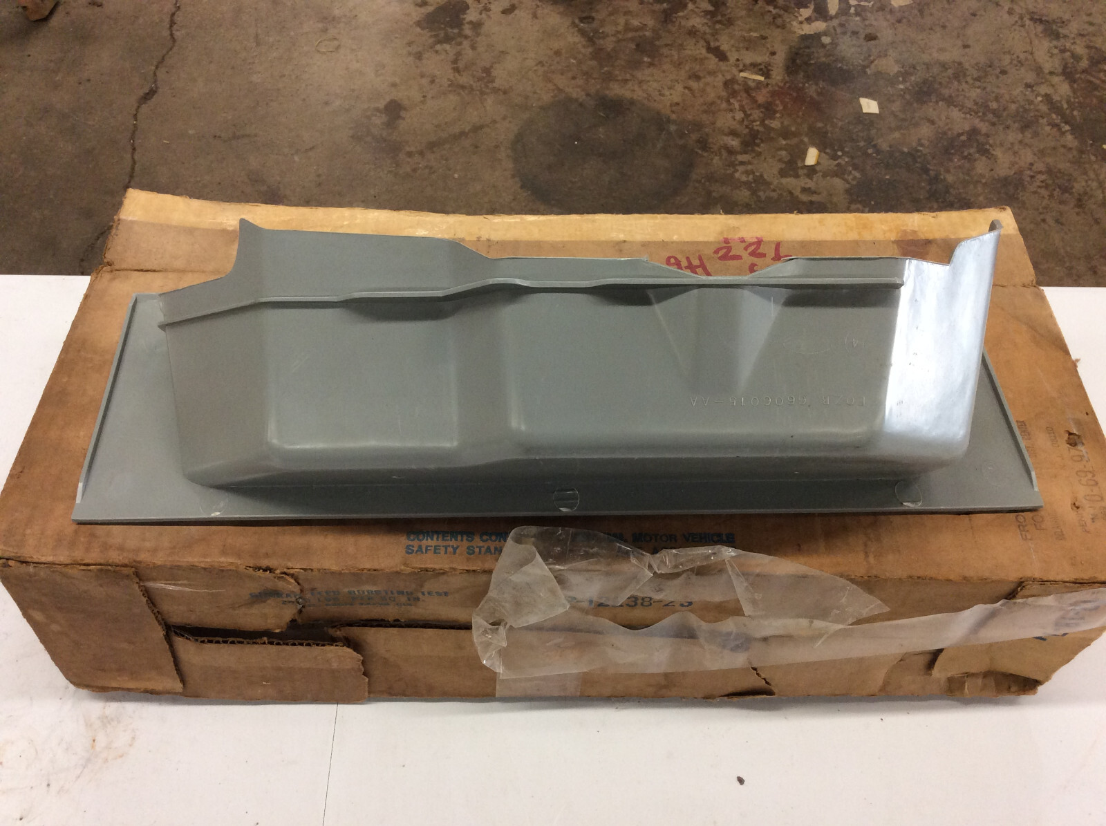NOS 79 80 81 82 83 Ford Mustang Glove Box Door GT 5.0 Mclaren D9ZZ-6606010-B
