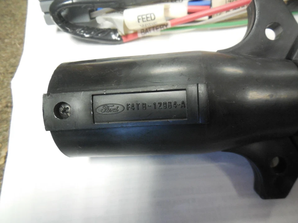 Nuevo cableado de freno de enganche de remolque Ford F150 F250 1998 1999 fabricante de equipos originales F85Z-15A416-AA Foto 2 de 3