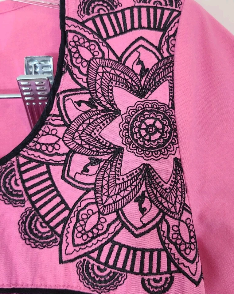 Blusa Médica Y2K BABY PHAT XS Rosa Negra Bolsillos para Gatos Caprichoso Enfermera Tecnología Dental Foto 4 de 4