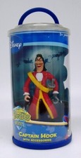 DISNEY 2006 PETER PAN PIRATES HEROES WITH ACCESSORIES "CAPTAIN HOOK" FIGURE NIB