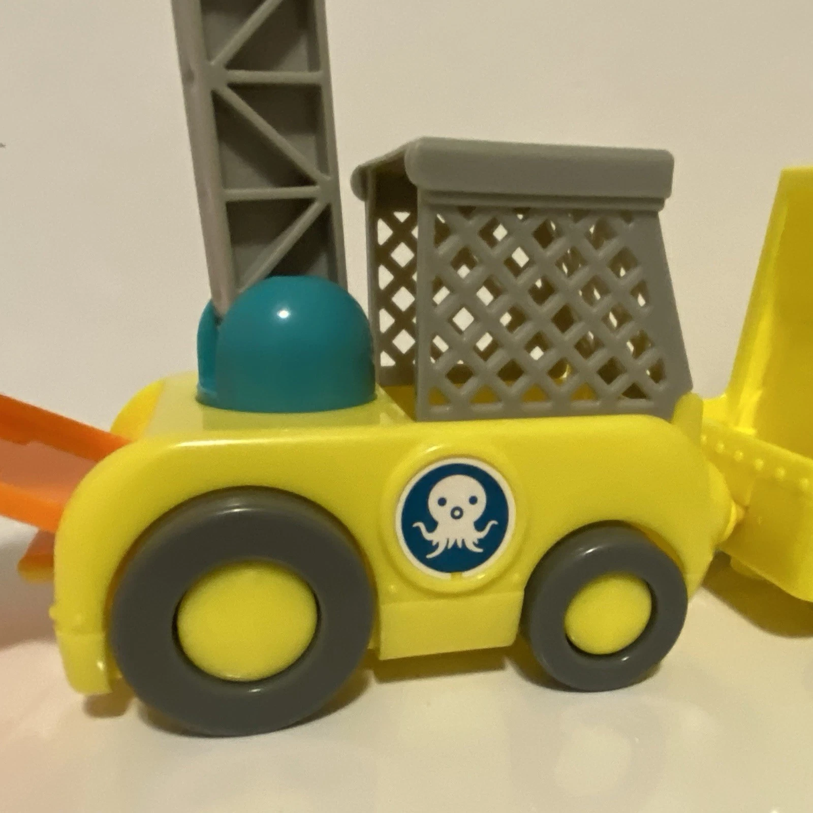  octo-repair vehicle station gups octo-crane octo-claw car toys 