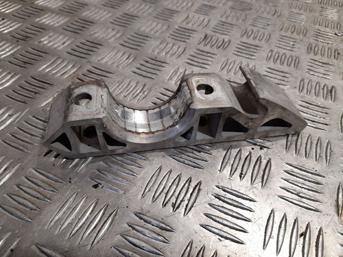 Porsche Cayenne (92A) 2011 Halterung Stabilisator vorne 7L0411063B ATV32675