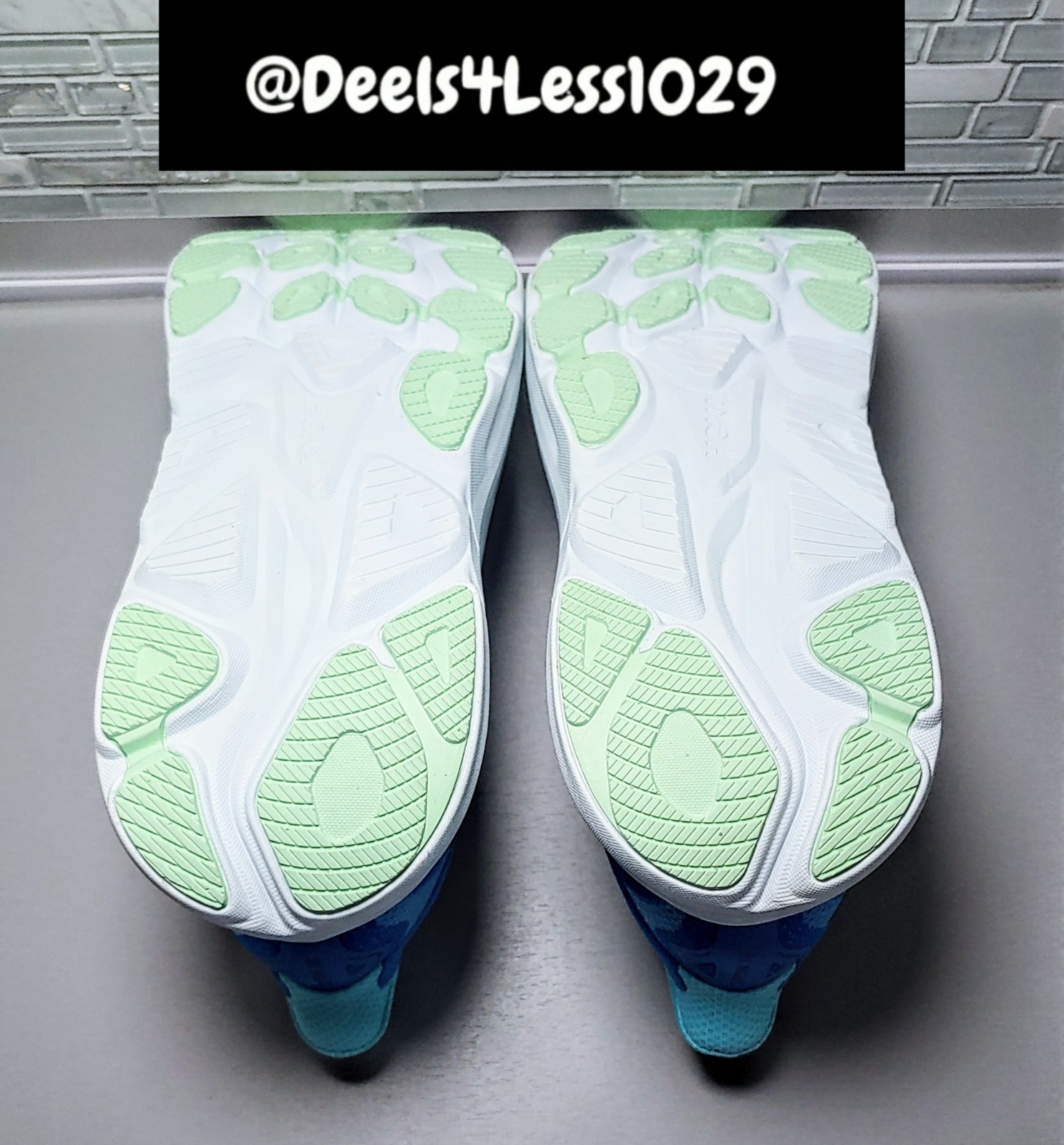 Hoka One One Clifton 10 Running Mens Size 11D Skyward Blue 1162030-HSK thumbnail 5