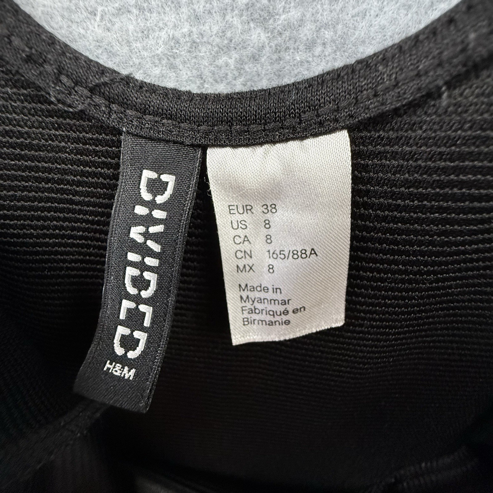 Foto 4 di 6