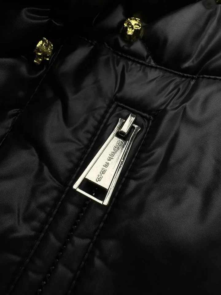 Chaqueta corta Philipp Plein con calaveras de metal para mujer talla M Foto 4 de 4