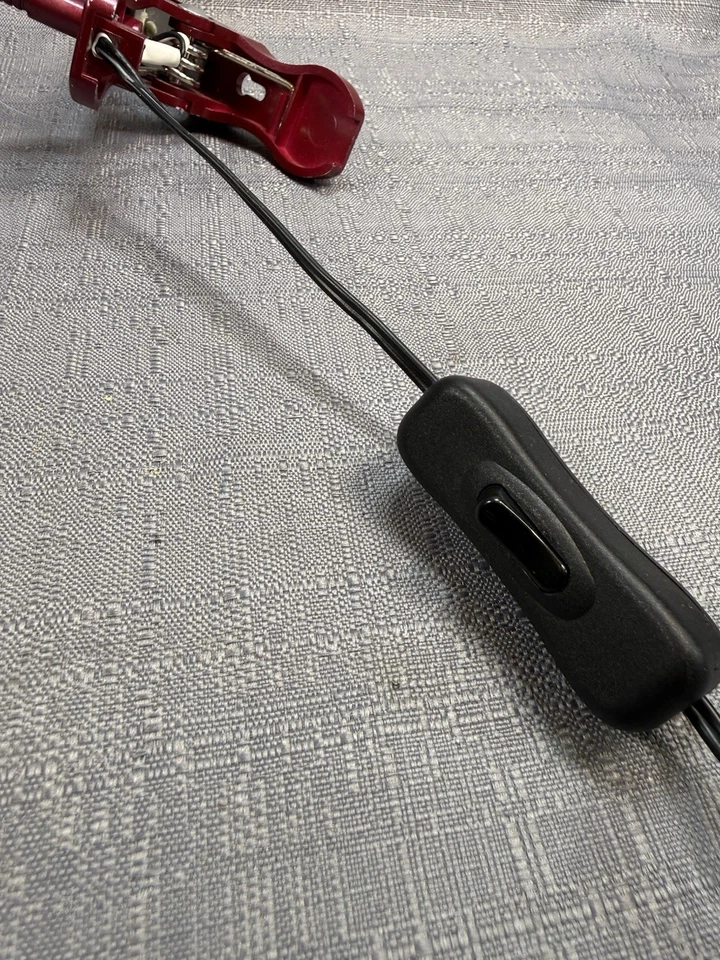 Светодиодный зажим прожектор IKEA Jansjo лампа с изогнутой шеей - бордовый - Изображение 4 из 4