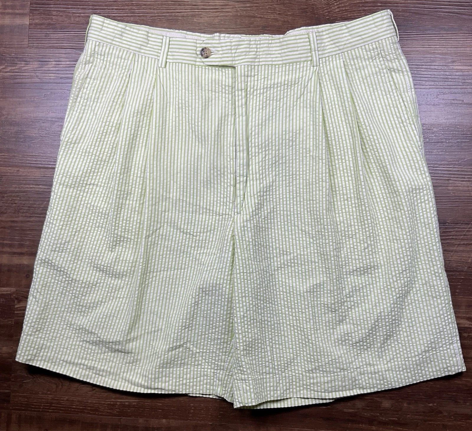 Berle Seersucker Shorts Green Stripe Pleated Men’s 36 (fits 35) 9” Inseam