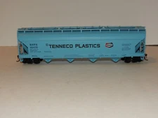 ATHEARN HO scale TENNCO PLASTICS COVERED HOPPER