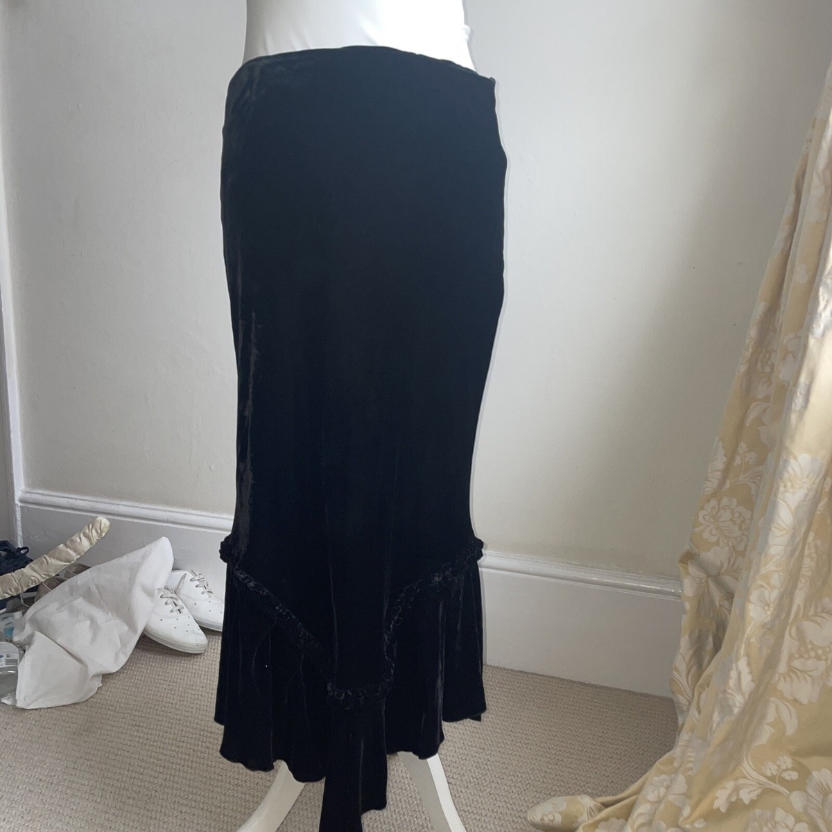 Lysgaard Black Velvet Skirt size 14 UK