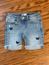 Girl Size 7 SO Distressed Embroidered Butterflies Adjustable Waist Pocket Short